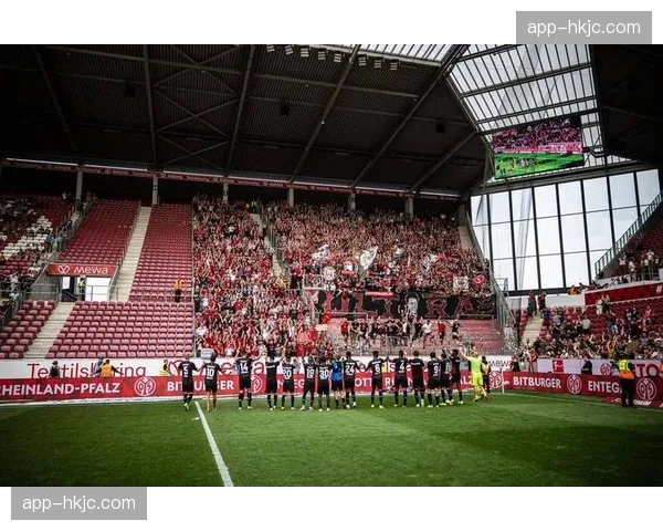 天气因素：周末不莱梅对阵奥格斯堡一役，预计大风天气或影响传中质量